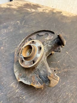 SKODA 6Q0407256AC Wheel bearing housing front right SKODA FABIA III (NJ3) (2014-2021) — thumbnail 2