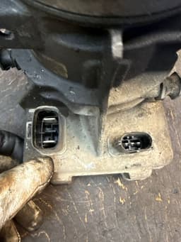 VOLVO 31387595 Power steering pump VOLVO V70 III (BW) (2007-2016) — thumbnail 5