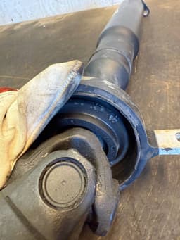 BMW 7589801 26107589801 Propeller Shaft Complete BMW X3 (F25) (2010-2017) — thumbnail 6