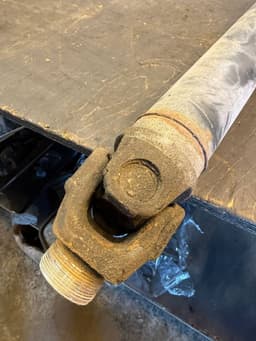 BMW 7589801 26107589801 Propeller Shaft Complete BMW X3 (F25) (2010-2017) — thumbnail 3