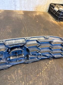 VOLVO 31425492 Radiator Grille VOLVO S60 II / V60 I (2010-2018) — thumbnail 9
