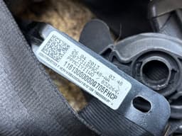PORSCHE 95880300111 Seat Belt Front Left PORSCHE CAYENNE II (2010-2017) — thumbnail 2