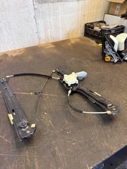 BMW 51337355635 Window Regulator Compl. front left BMW X3 (F25) (2010-2017) — thumbnail 3