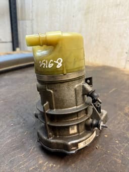 VOLVO 31387595 Power steering pump VOLVO S60 II / V60 I (2010-2018) — thumbnail 3