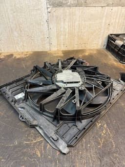 BMW 17427633273 7633273 Radiator Fan Electric BMW 5 (F10, F11) (2010-2017) — thumbnail 3