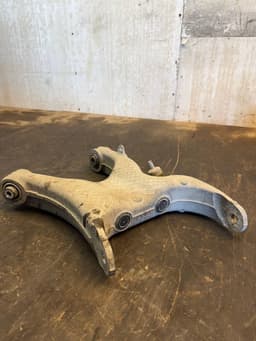 BMW 6770953 33326770951 Rear Axle Track Control Arm lower left BMW X5 (E70) (2007-2013) — thumbnail 2
