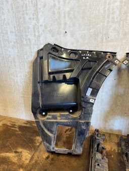 BMW 51127338763 7338763 51127338764 7338764 51127338757 7338757 51127338758 7338758 Rear bumper carrier holder on fender set BMW X3 (F25) (2010-2017) — thumbnail 4