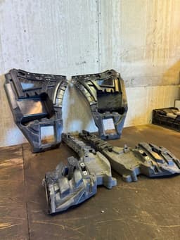 BMW 51127338763 7338763 51127338764 7338764 51127338757 7338757 51127338758 7338758 Rear bumper carrier holder on fender set BMW X3 (F25) (2010-2017) — thumbnail 3