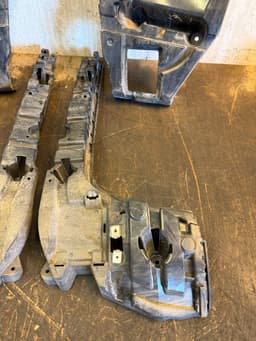 BMW 51127338763 7338763 51127338764 7338764 51127338757 7338757 51127338758 7338758 Rear bumper carrier holder on fender set BMW X3 (F25) (2010-2017) — thumbnail 6