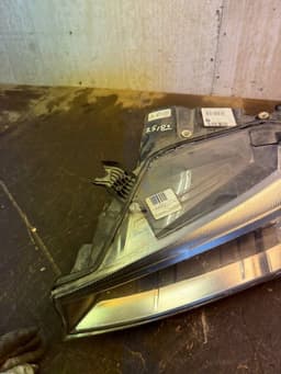 BMW 63117401131 Headlight left BMW X3 (F25) (2010-2017) — thumbnail 3