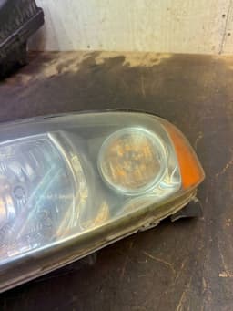 VOLVO 30698835 89900267 Headlight left VOLVO V70 II / XC70 I (P80) (2000-2007) — thumbnail 6