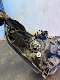 TOYOTA 811500F090 Headlight left TOYOTA VERSO (AR20) (2009-2018) — thumbnail 10