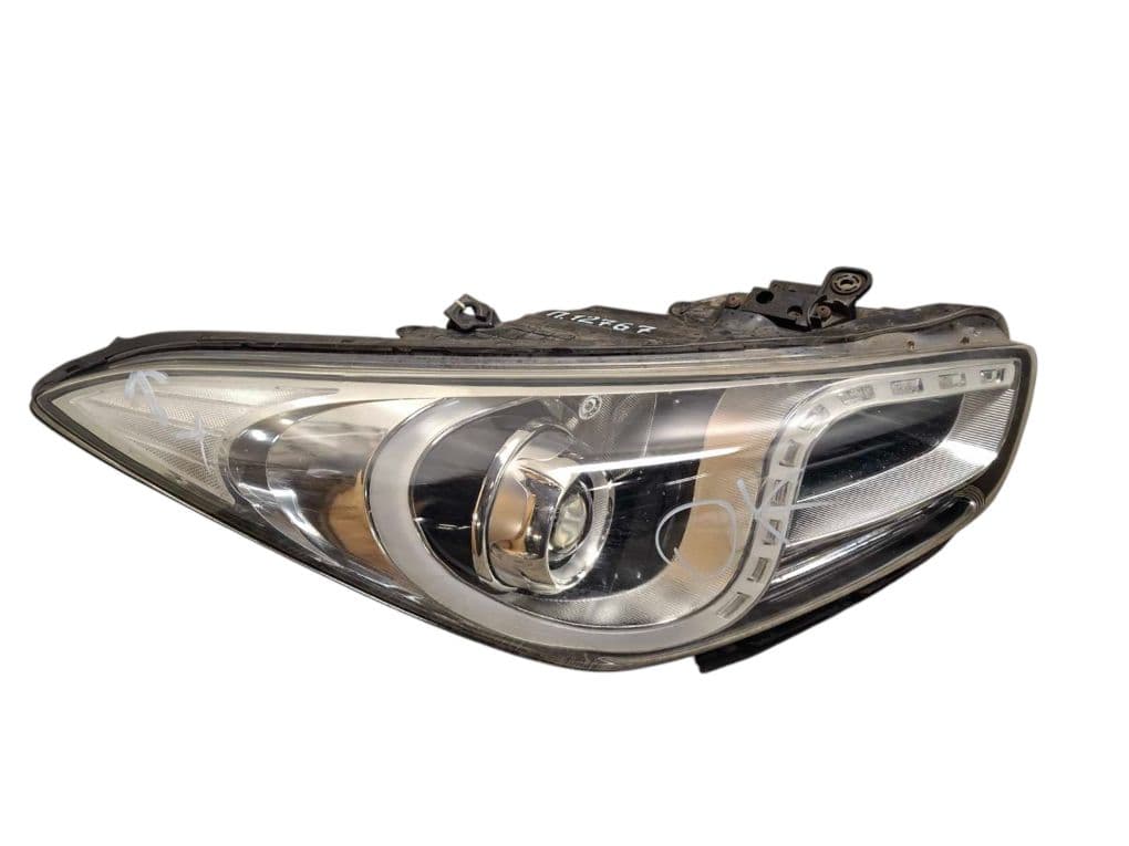 HYUNDAI 921023Z045 921023Z095 Headlight right HYUNDAI i40 (VF) (2011-2019)