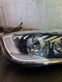 VOLVO 31420116 Headlight right VOLVO S60 II / V60 I (2010-2018) — thumbnail 4