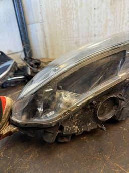 VOLVO 31420116 Headlight right VOLVO S60 II / V60 I (2010-2018) — thumbnail 7