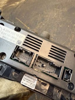 MERCEDES-BENZ A2046803508 2046803508 A2049001007 2049001007 Heater control panel MERCEDES-BENZ C-CLASS (W204) (2007-2013) — thumbnail 9