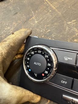 MERCEDES-BENZ A2046803508 2046803508 A2049001007 2049001007 Heater control panel MERCEDES-BENZ C-CLASS (W204) (2007-2013) — thumbnail 7