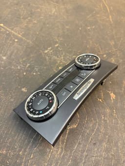 MERCEDES-BENZ A2046803508 2046803508 A2049001007 2049001007 Heater control panel MERCEDES-BENZ C-CLASS (W204) (2007-2013) — thumbnail 3