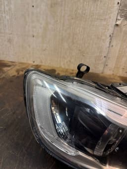 VOLVO 31420109 Headlight right VOLVO S60 II / V60 I (2010-2018) — thumbnail 3