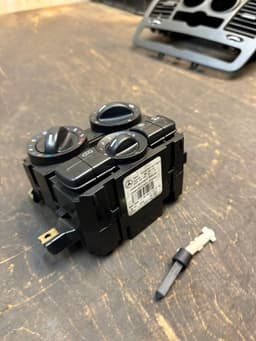 MERCEDES-BENZ A6394460728KZ A6394460728 6394460728 A6394450105KZ A6394450105 6394450105 Heater control panel MERCEDES-BENZ VITO / VIANO (W639) (2003-2014) — thumbnail 3