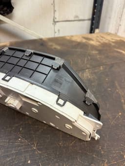 VOLVO 30746097 Instrument Cluster VOLVO V70 II / XC70 I (P80) (2000-2007) — thumbnail 7