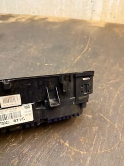 VW 1T0920871C Instrument Cluster VW TOURAN (1T3) (2010-2015) — thumbnail 7