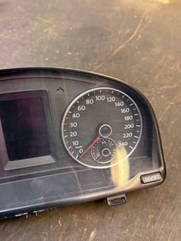 VW 1T0920871C Instrument Cluster VW TOURAN (1T3) (2010-2015) — thumbnail 5