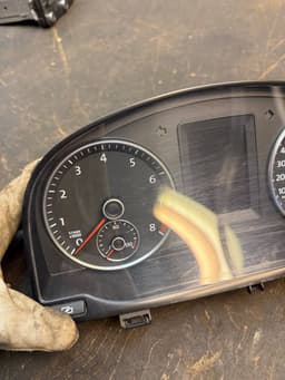 VW 1T0920871C Instrument Cluster VW TOURAN (1T3) (2010-2015) — thumbnail 4