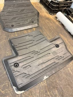 VOLVO 31377833 31377832 31377831 31403318 Floor Mat Set VOLVO S60 II / V60 I (2010-2018) — thumbnail 7
