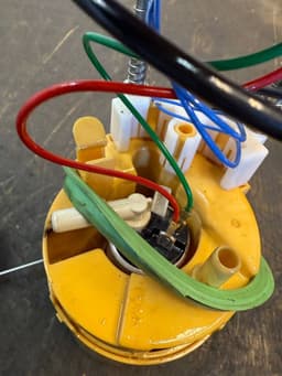 BMW 7380137 16117195472 16117494926 Fuel delivery pump BMW X5 (F15, F85) (2012-2018) — thumbnail 6