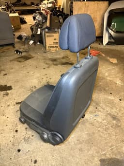 MERCEDES-BENZ Front seat left MERCEDES-BENZ VITO / VIANO (W639) (2003-2014) — thumbnail 6