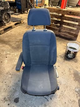 MERCEDES-BENZ Front seat left MERCEDES-BENZ VITO / VIANO (W639) (2003-2014) — thumbnail 2