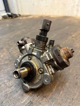 BMW 0445010645 8508151 Fuel injection pump, diesel BMW X5 (F15, F85) (2012-2018) — thumbnail 2