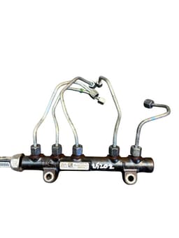 VOLVO 31422168 332000 9685297580 Fuel Distributor / fuel rail VOLVO S60 II / V60 I (2010-2018) — thumbnail 1