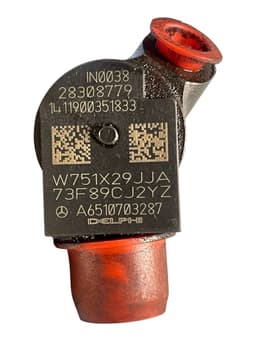 MERCEDES-BENZ 28308779 Fuel Injector MERCEDES-BENZ C-CLASS (W205) (2013-2021) — thumbnail 2