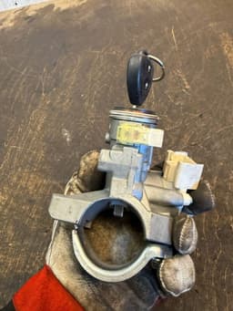 TOYOTA 897830F011 Ignition switch lock (ignition barrel) TOYOTA VERSO (AR20) (2009-2018) — thumbnail 4