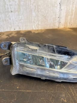 LEXUS 8121078010 Fog Lamp Front Right LEXUS NX I (AZ10) (2014-2021) — thumbnail 2