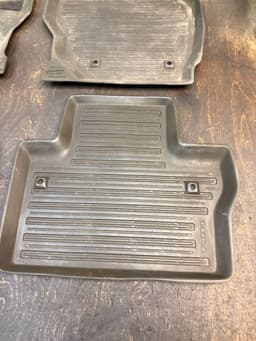 VOLVO Floor Mat Set VOLVO V70 III (BW) (2007-2016) — thumbnail 5