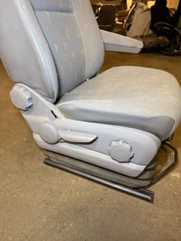 MERCEDES-BENZ Front seat right MERCEDES-BENZ VITO / VIANO (W639) (2003-2014) — thumbnail 5