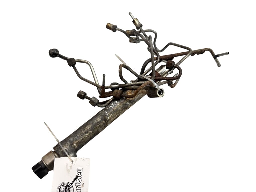 TOYOTA 2381030100 Fuel Distributor / fuel rail TOYOTA HILUX VII (AN10, AN20, AN30) (2005-2015)