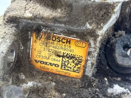 VOLVO 0445010618 0445010681 Fuel injection pump, diesel VOLVO S60 II / V60 I (2010-2018) — thumbnail 3