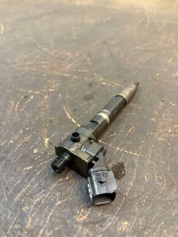 VOLVO 31405404 36010045 Fuel Injector VOLVO V70 III (BW) (2007-2016) — thumbnail 4