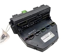 MERCEDES-BENZ F005V01064 F005V01024 F005V01303 F005V01025 F005V01202 F005V01063 F005V01059 F005V01065 F005V01026 Fuse box MERCEDES-BENZ GLK-CLASS (X204) (2008-2015) — thumbnail 1