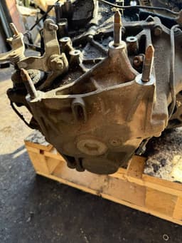 MITSUBISHI 2500A177 F6MBA1KAJA Gearbox MITSUBISHI GRANDIS II (NA_W) (2003-2011) — thumbnail 6