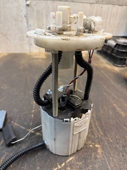 OPEL 13575952 Fuel delivery pump OPEL MOKKA A (J13) (2012-2019) — thumbnail 5