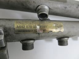 MERCEDES-BENZ A6420703395 A6420703095 Fuel Distributor / fuel rail MERCEDES-BENZ R-CLASS (W251) (2006-2013) — thumbnail 5