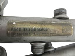 MERCEDES-BENZ A6420703395 A6420703095 Fuel Distributor / fuel rail MERCEDES-BENZ R-CLASS (W251) (2006-2013) — thumbnail 4