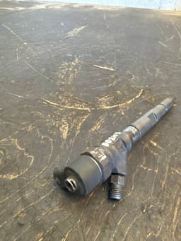 KIA 0445110186 338004A150 Fuel Injector KIA SORENTO I (JC) (2002-2009) — thumbnail 4