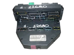 MERCEDES-BENZ F005V00834 Fuse box MERCEDES-BENZ C-CLASS (W204) (2007-2013) — thumbnail 1