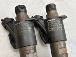 VOLVO 0445116016 0986435393 Fuel injector set VOLVO S60 II / V60 I (2010-2018) — thumbnail 2